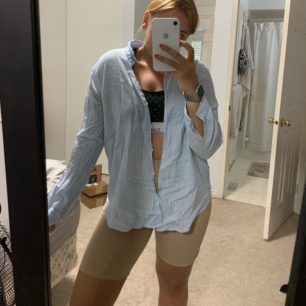 H&M button up blue and white striped shirt